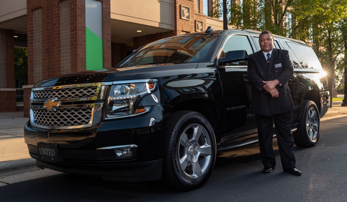 Why Punctuality Matters for Executive Airport Transfers